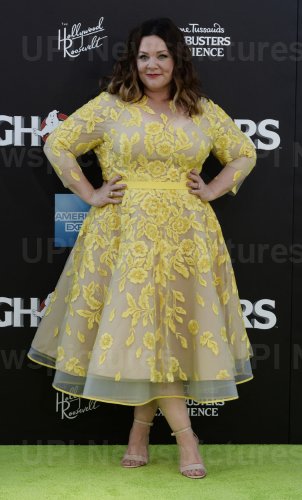 Melissa McCarthy attends the "Ghostbusters" premiere in Los Angeles