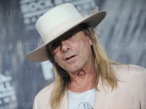 Robin Zander at the Rock And Roll Hall Of Fame Induction